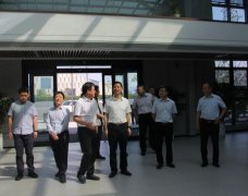 <b>山西省民營經(jīng)濟發(fā)展局樊偉強局長、運城經(jīng)濟技術開發(fā)區(qū)副主任魯若鵬一行蒞臨</b>
